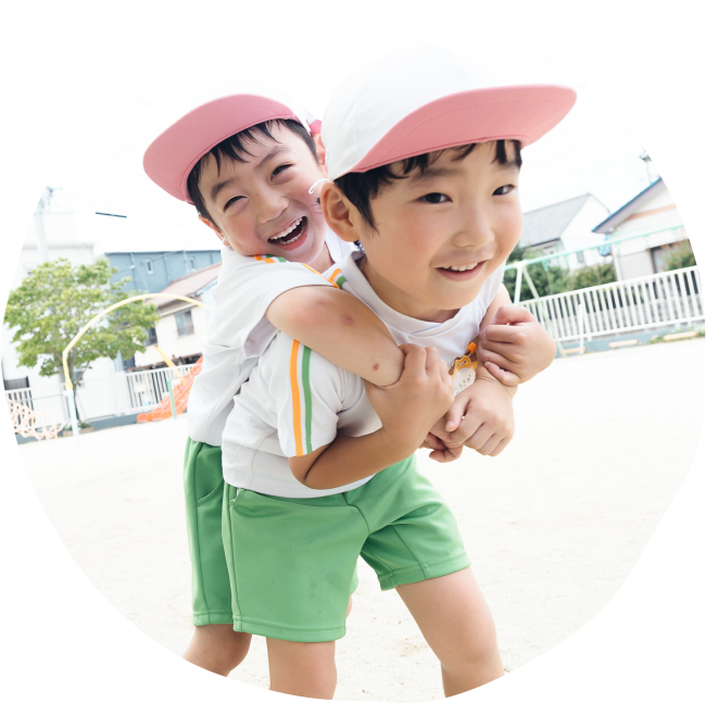 走り回る子ども